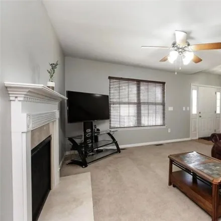 Image 5 - 6998 Arbor Cove Drive, Fairview Heights, IL 62208, USA - House for rent