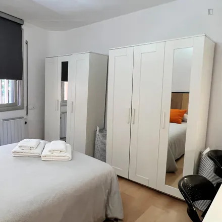 Image 2 - Rambla de la Muntanya, 105, 08041 Barcelona, Spain - Room for rent