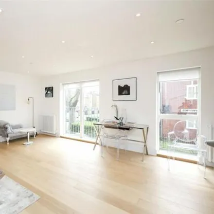 Buy this 3 bed townhouse on 27 Sirdar Road in London, W11 4EF