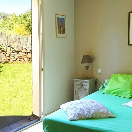 Rent this 4 bed house on 66700 Argelès-sur-Mer
