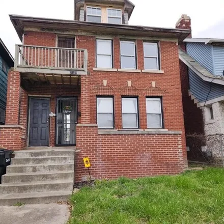 Buy this 6 bed house on 3264 Gladstone Street in Detroit, MI 48206