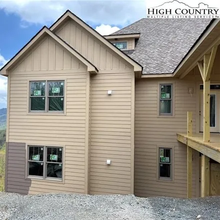 Buy this 2 bed condo on Pleasant View in Sugar Mountain, Avery County