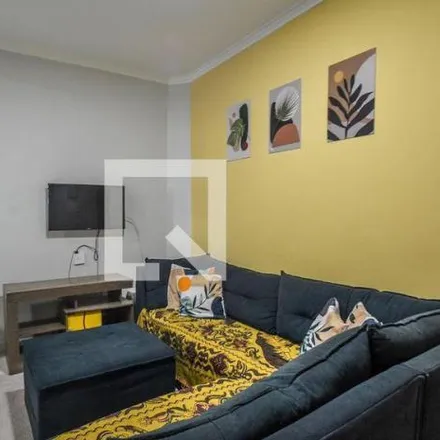 Rent this 2 bed apartment on Rua Frederico Falbo in Jardim Las Vegas, Santo André - SP