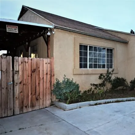 Buy this 3 bed house on 1215 El Toro Drive in Bakersfield, CA 93304