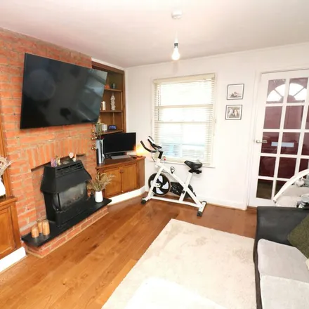 Rent this 2 bed townhouse on Alleyns Road in Stevenage, SG1 3PP