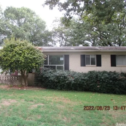 Buy this 2 bed house on 300 Poinsettia Street in Hot Springs, AR 71913