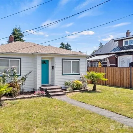 Image 1 - 4309 N Ferdinand St, Tacoma, Washington, 98407 - House for sale