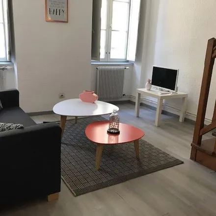 Rent this 3 bed apartment on 5 Avenue Georges Pompidou in 39100 Dole, France