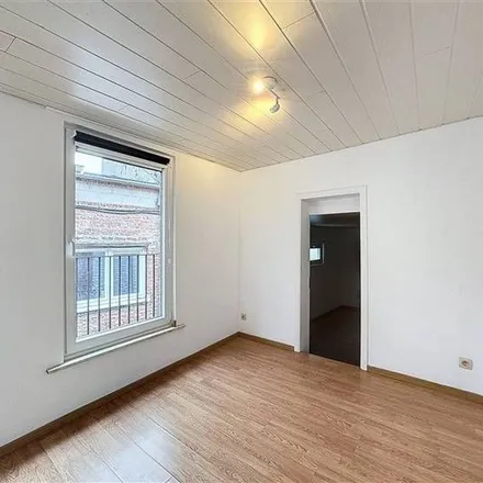Image 5 - Rue des Feuwères 25, 6041 Gosselies, Belgium - Apartment for rent