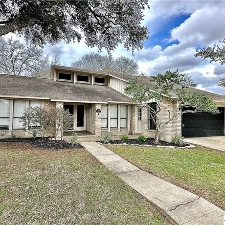 Buy this 4 bed house on 318 Burning Tree Street in Victoria, TX 77904