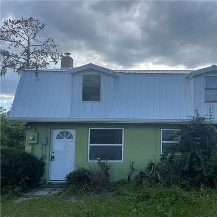 Buy this 4 bed house on 440 South Leona Avenue in Lecanto, Citrus County