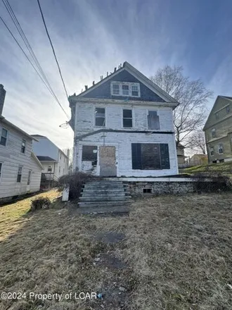 Buy this studio house on 45 Davenport Street in Plymouth, Luzerne County