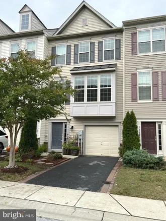 Rent this 3 bed townhouse on 1116 Carinoso Circle in Meade Village, Severn