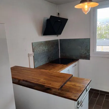Rent this 1 bed apartment on 1 Rue des Lilas in 38400 Saint-Martin-d'Hères, France