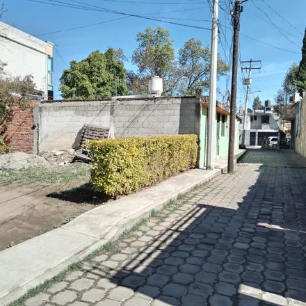 Buy this studio house on Privada Puente Picazo in 90807 Santa Ana Chiautempan, TLA