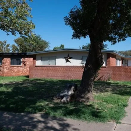 Buy this 3 bed house on 2840 64th Street in Lubbock, TX 79413