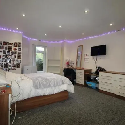 Rent this 8 bed house on Cardigan Road St Michaels Lane in Cardigan Road, Leeds