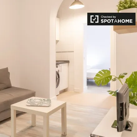 Rent this 1 bed apartment on Madrid in Travesía de los Cabestreros, 4