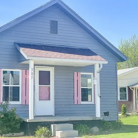 Buy this 2 bed house on 301 Front Street in Willard, Huron County