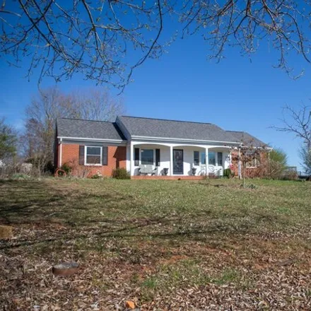 Image 2 - 212 Arthur Circle, Ferrum, Franklin County, VA 24088, USA - House for sale