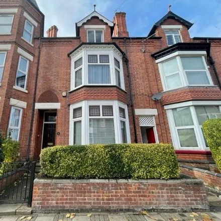 Rent this 6 bed house on 45-53 Queens Road in Leicester, LE2 1WQ