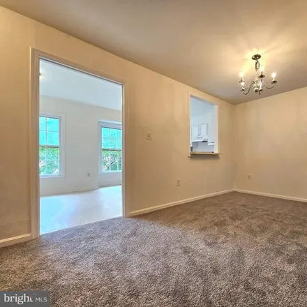 Image 7 - 4707 Gainsborough Drive, Kings Park West, Fairfax County, VA 22032, USA - Townhouse for rent