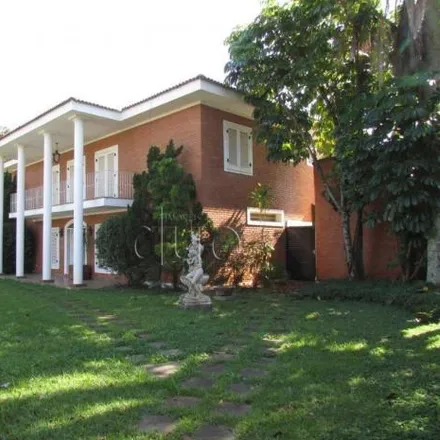 Rent this 6 bed house on Avenida Cruzeiro do Sul in Monumento, Piracicaba - SP