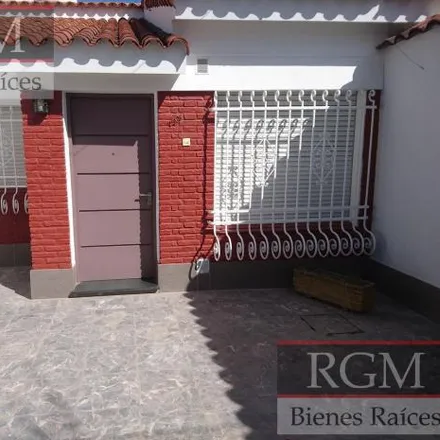 Image 2 - Pasaje Bialet Massé 2571, Jorge Cura, Rosario, Argentina - House for rent