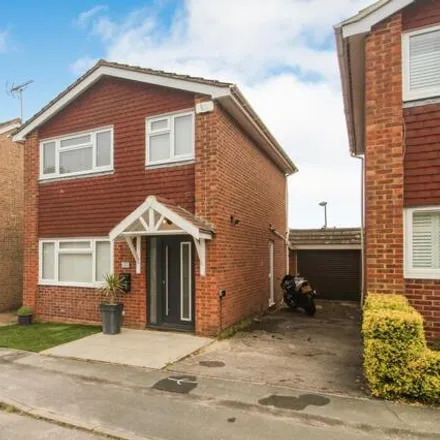 Buy this 3 bed house on 25 Rushwood Close in Walstead, RH16 3SQ