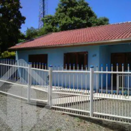 Buy this 5 bed house on Rua Ruy Moraes de Azambuja in Montanha, Lajeado - RS