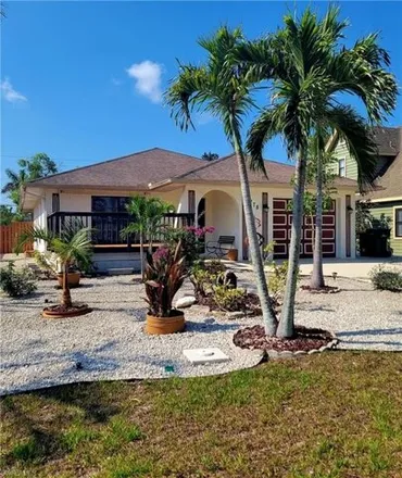 Buy this 2 bed house on 778 109th Avenue North in Collier County, FL 34108
