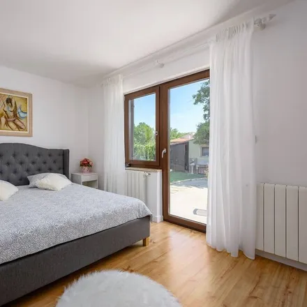 Rent this 4 bed house on Sveti Petar u Šumi in 5076, 52404 Sveti Petar u Šumi