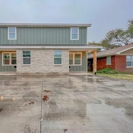Rent this 3 bed house on 1958 27th Street in Lubbock, TX 79411