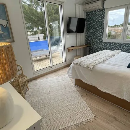 Rent this 5 bed house on 34280 La Grande-Motte