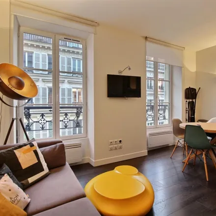 Image 4 - 3 Rue de Vintimille, 75009 Paris, France - Apartment for rent