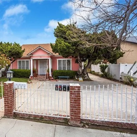 Buy this 6 bed house on 174 North Serrano Avenue in Los Angeles, CA 90004
