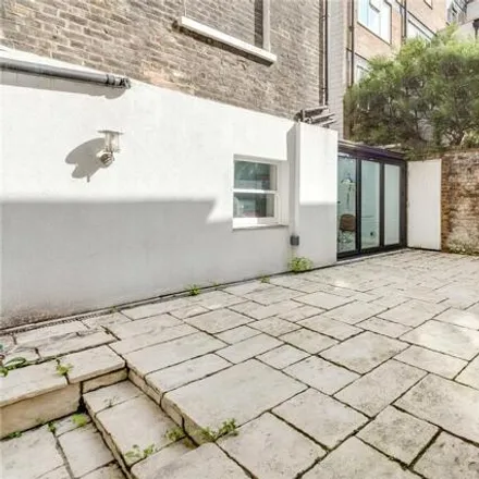 Image 1 - 27 Cleveland Terrace, London, W2 6QH, United Kingdom - Room for rent