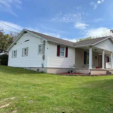 Buy this 4 bed house on 360 Graham Hill Drive in Lashmeet, Mercer County