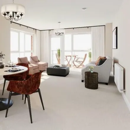 Image 2 - Hoy Avenue, Newton Mearns, G77 5GZ, United Kingdom - Apartment for sale