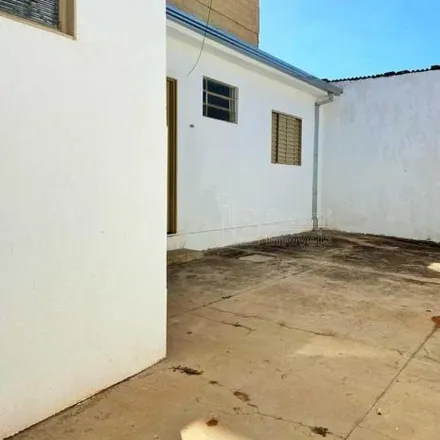 Image 1 - Avenida Catanduva, Jardim Brasil, Araraquara - SP, 14810-500, Brazil - House for rent