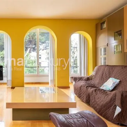 Buy this 6 bed house on Carrer de Jaume I in 2-4, 08002 Barcelona