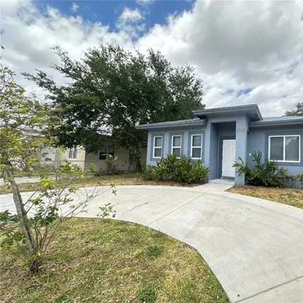 Rent this 3 bed house on 2275 Northwest 6th Place in Fort Lauderdale, FL 33311
