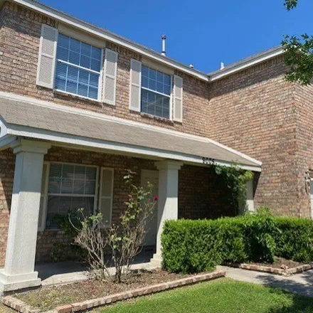 Buy this 3 bed house on 9005 Belvedere Drive in Fort Worth, TX 76248