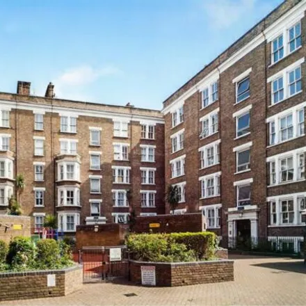 Image 8 - Dover Flats, Old Kent Road, London, SE17 1SU, United Kingdom - Apartment for sale
