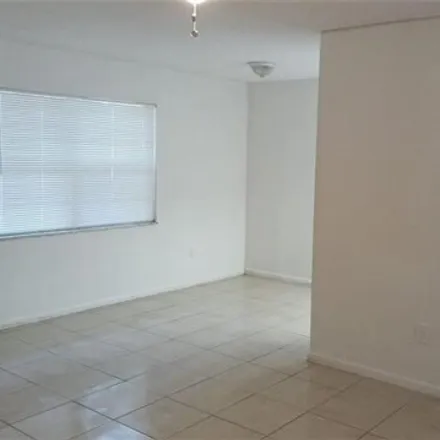 Image 6 - 2542 Congress Street, Fort Myers, FL 33901, USA - Condo for rent