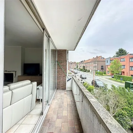 Rent this 2 bed apartment on Chaussée de Stockel - Stokkelsesteenweg 245 in 1200 Woluwe-Saint-Lambert - Sint-Lambrechts-Woluwe, Belgium
