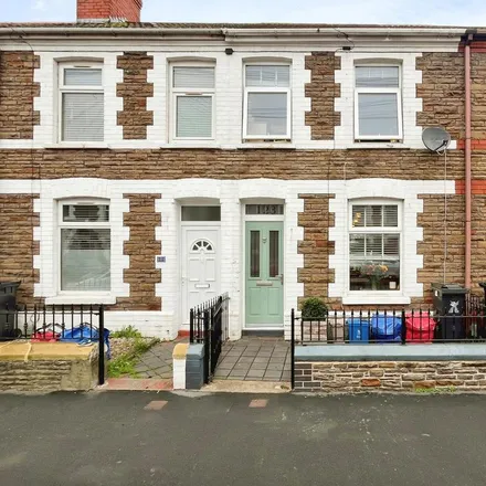 Rent this 2 bed townhouse on Keppoch Street in Cardiff, CF24 3JS