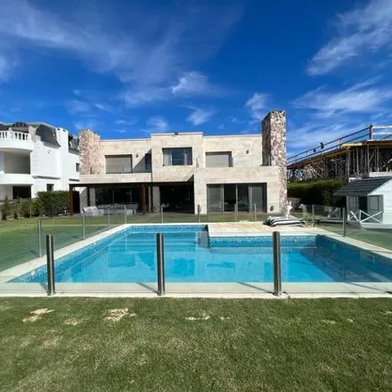 Buy this 5 bed house on unnamed road in Partido de Tigre, 1624 Nordelta