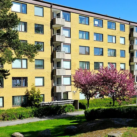 Rent this 2 bed apartment on Meteorgatan 2 in 415 20 Gothenburg, Sweden