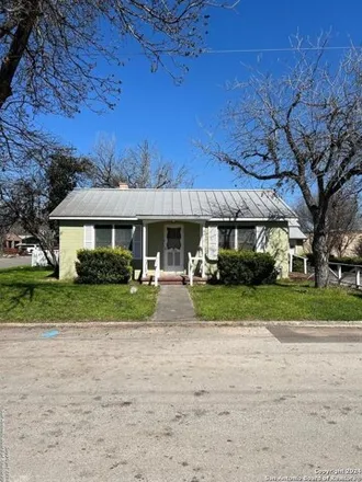 Buy this 3 bed house on 794 North Central Avenue in Landa Park Estates, New Braunfels